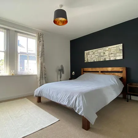 Апартаменты 15 Queen Street, Flat 2 Улверстон